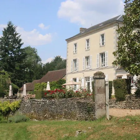 Le Clos De Paris 3*
