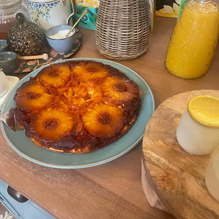 Le Clos De Paris לינה וארוחת בוקר 3*