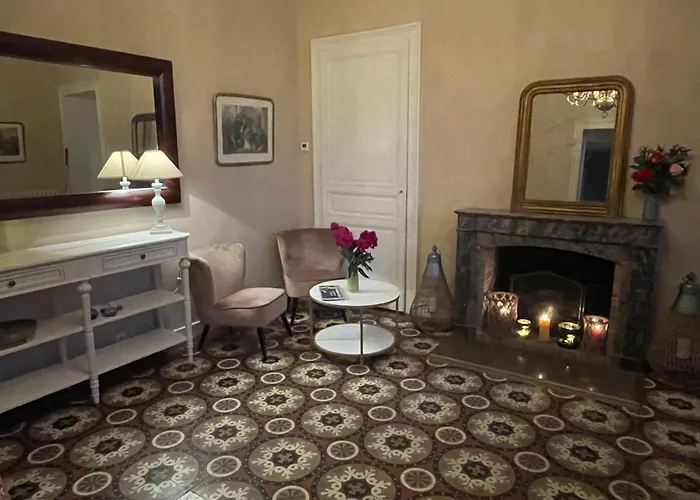 Bed & Breakfast Le Clos De Paris 3*